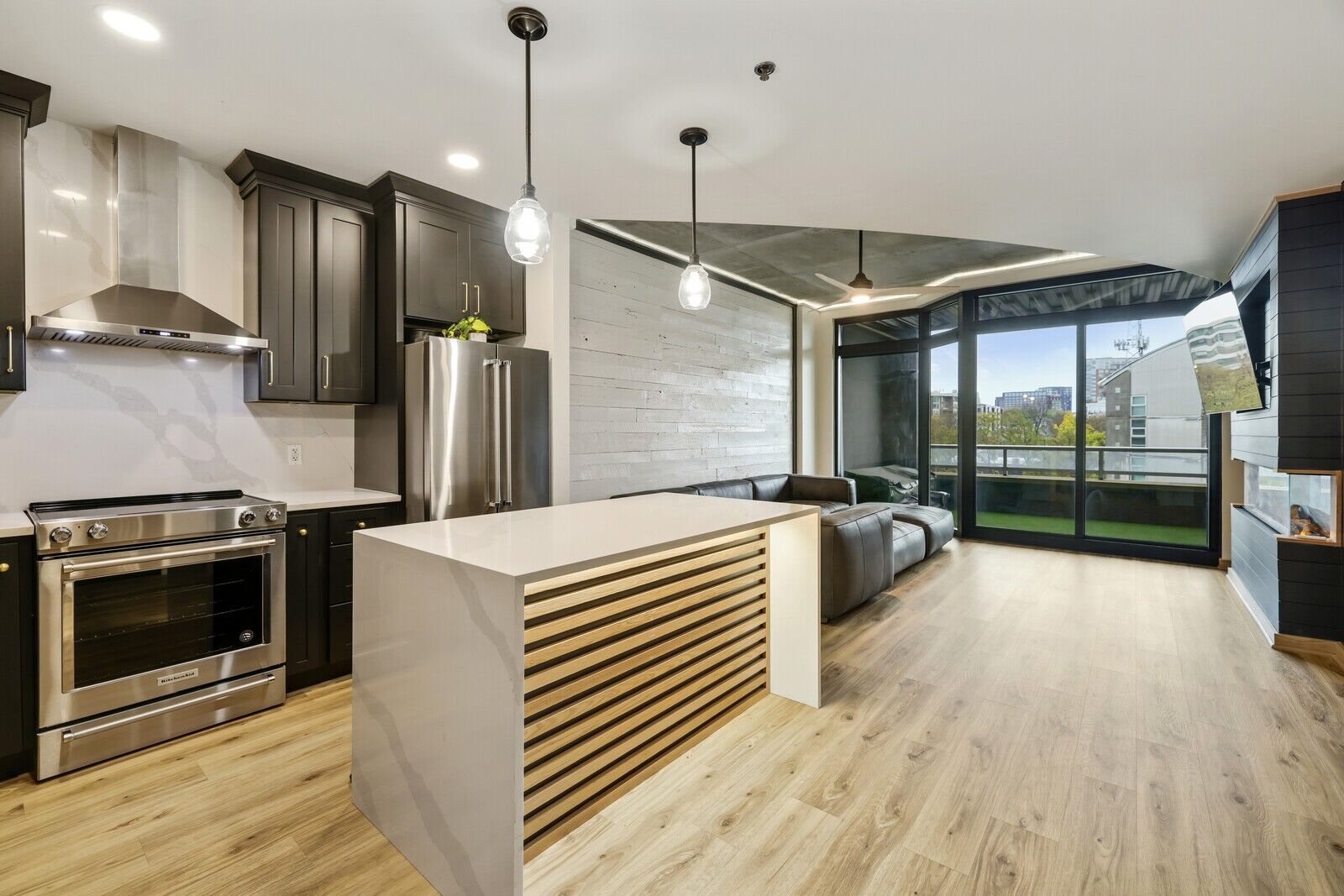 Property Photo:  600 12th Ave S 629  TN 37203 