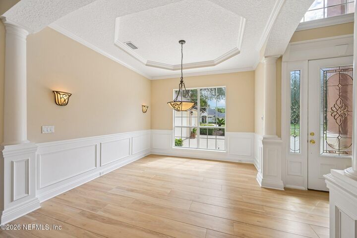 Property Photo: 725 Piney Place FL 32259