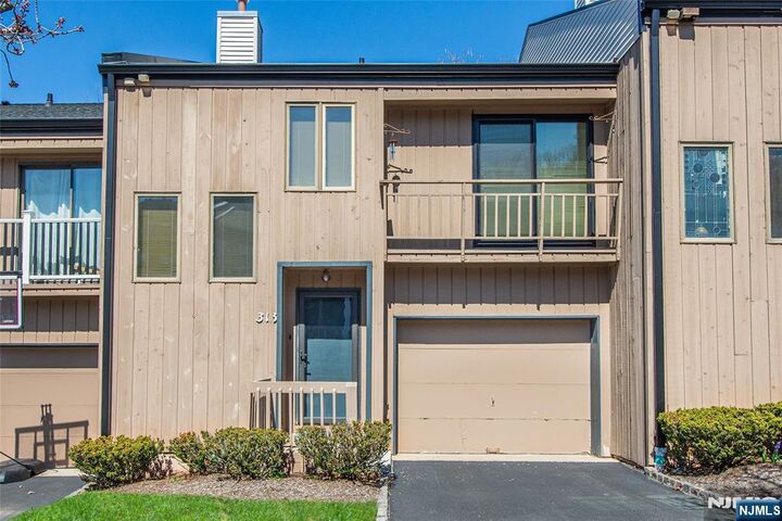 Property Photo:  313 Stephanie Drive  NJ 07006 