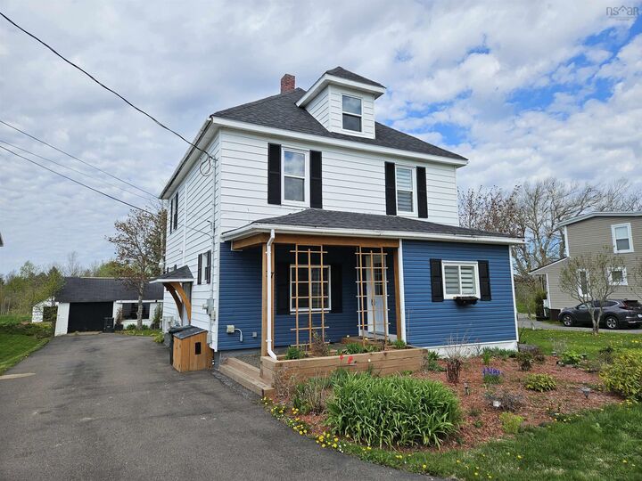 Property Photo: 37 Morris Street NS B0M 1X0