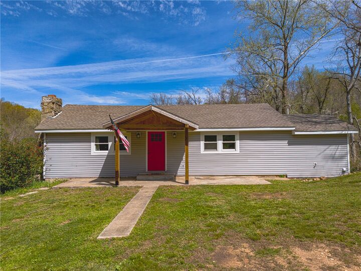 Property Photo:  20045 County Road 502 Road  OK 74338 