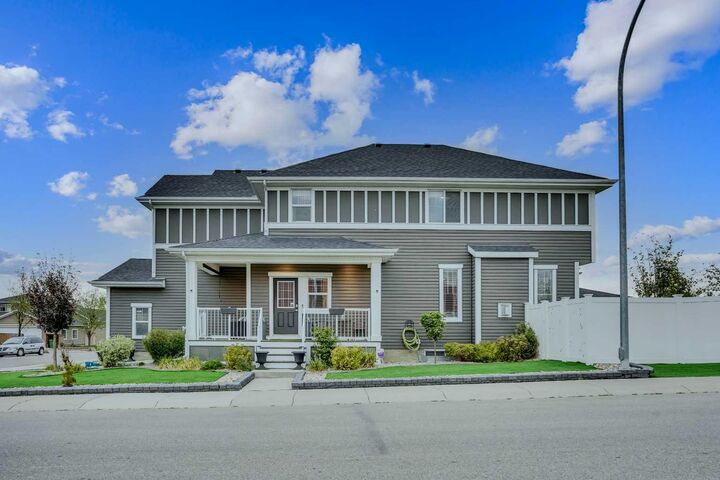 Property Photo:  100 Redstone Parade NE  AB T3N 0J8 