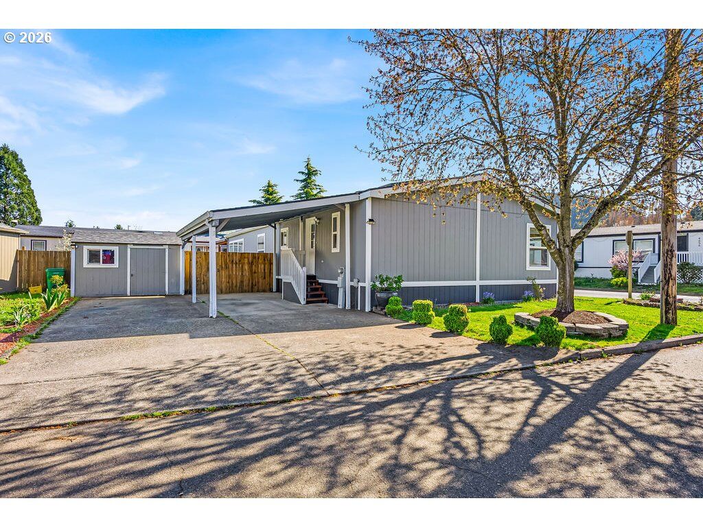 Property Photo:  13443 SE Pardee Dr 3  OR 97236 