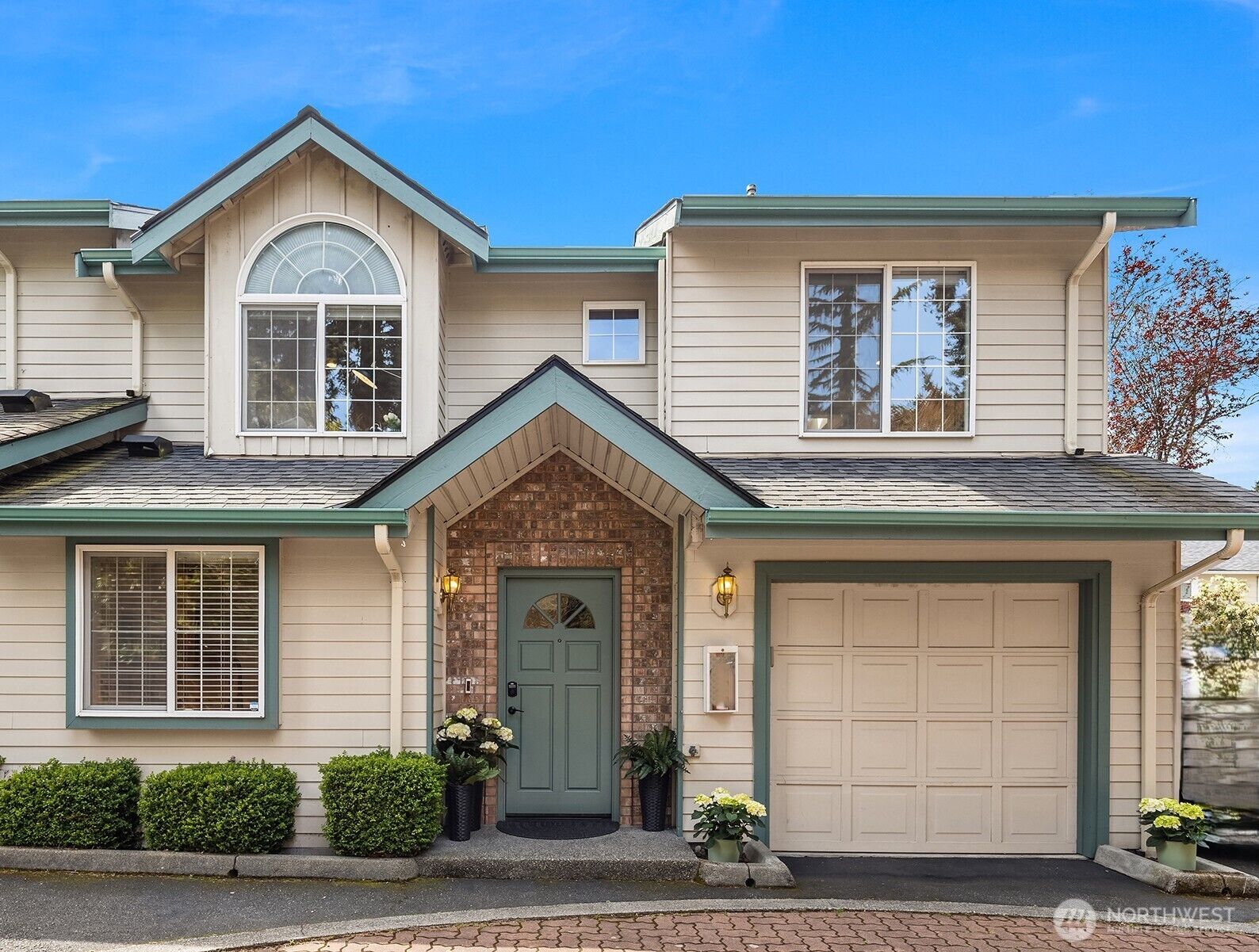 Property Photo: 7803 196th Street SW C WA 98026