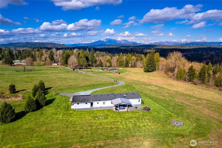 Property Photo:  23306  108th Street SE  WA 98272 