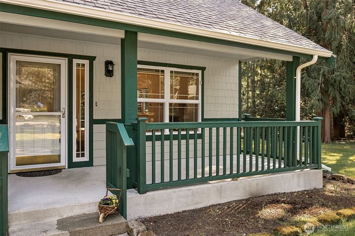 Property Photo:  18210  Park Lane SE  WA 98597 