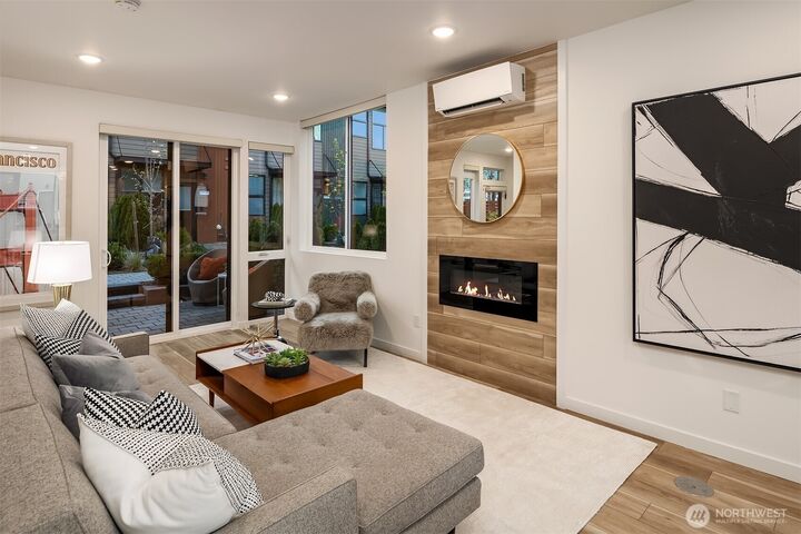 Property Photo: 3406 B 34th Avenue W WA 98199