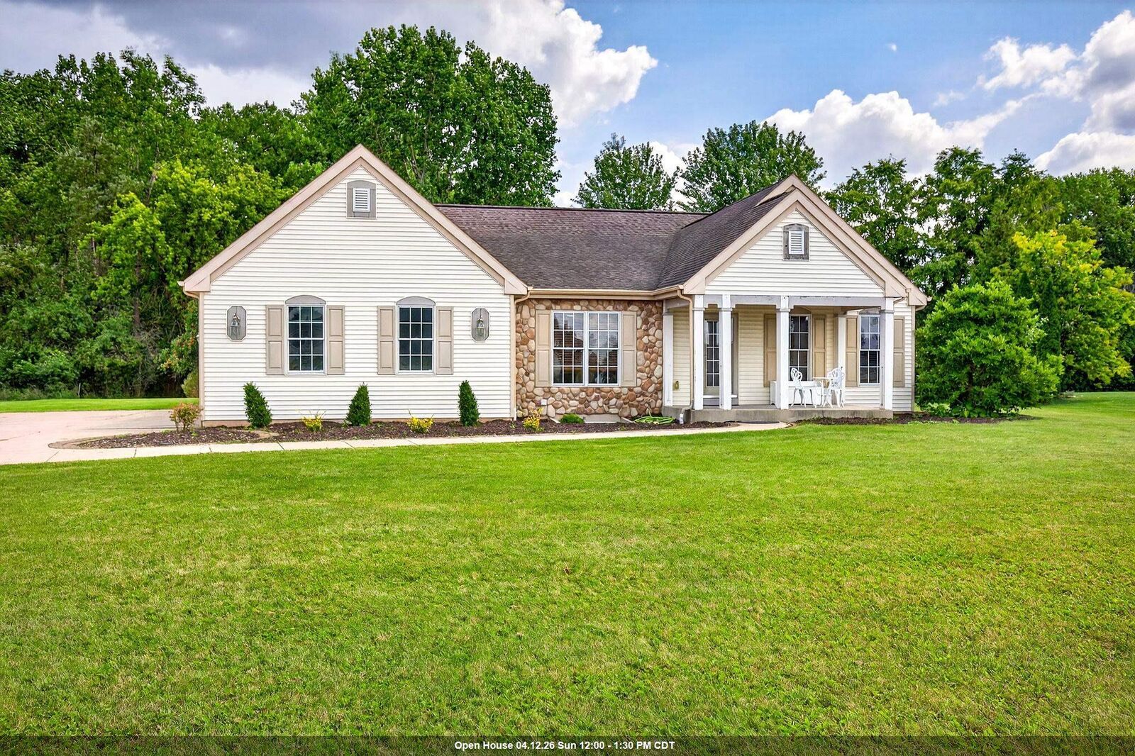 Property Photo:  4424 Harbor Village Drive  WI 54963-8229 