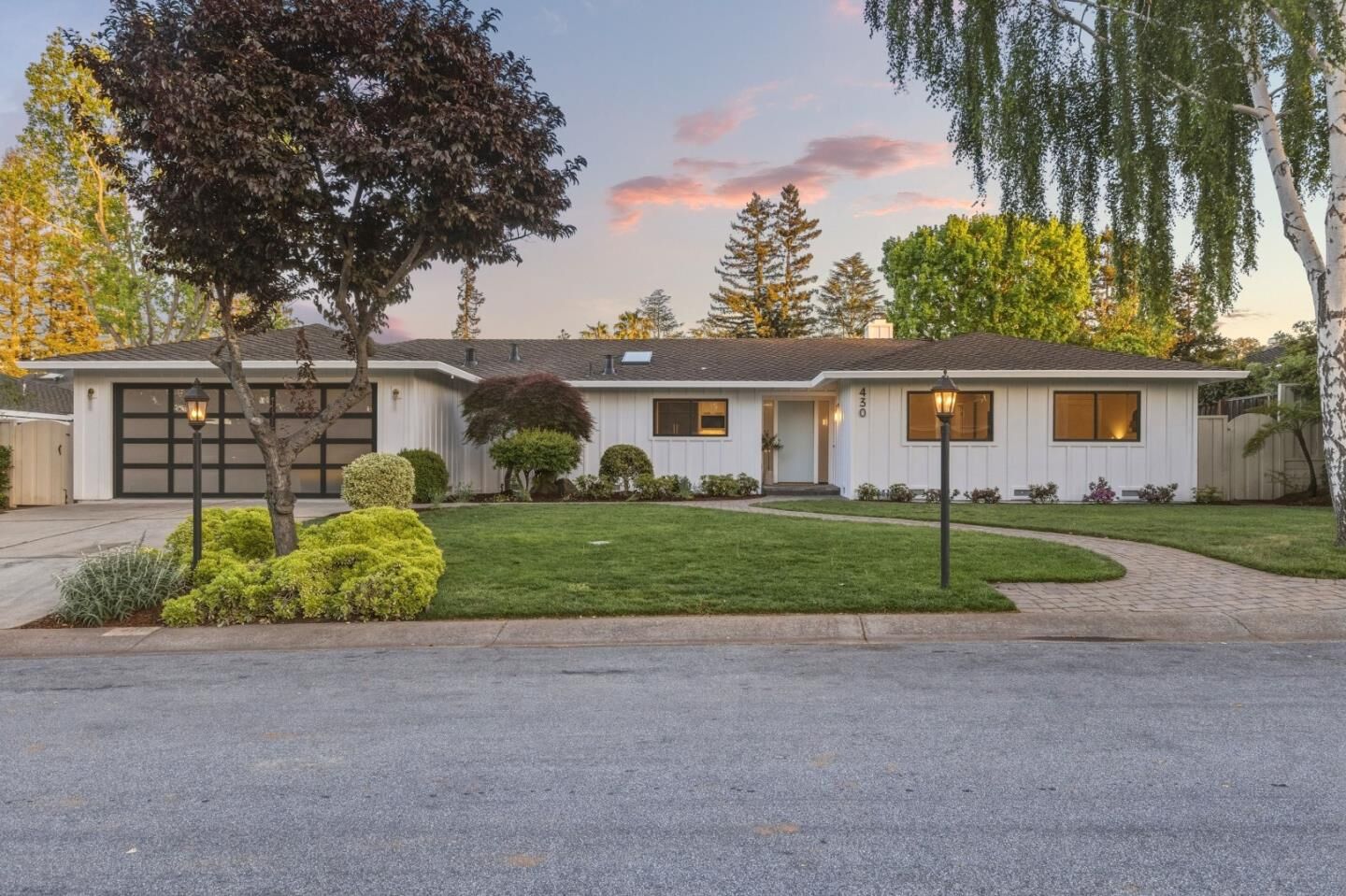 Property Photo:  430 San Domingo Way  CA 94022 