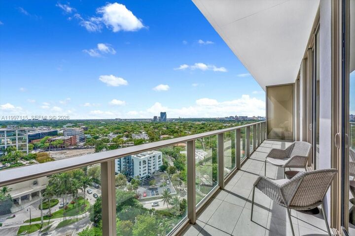 Property Photo:  2678 Tigertail Ave 1505  FL 33133 