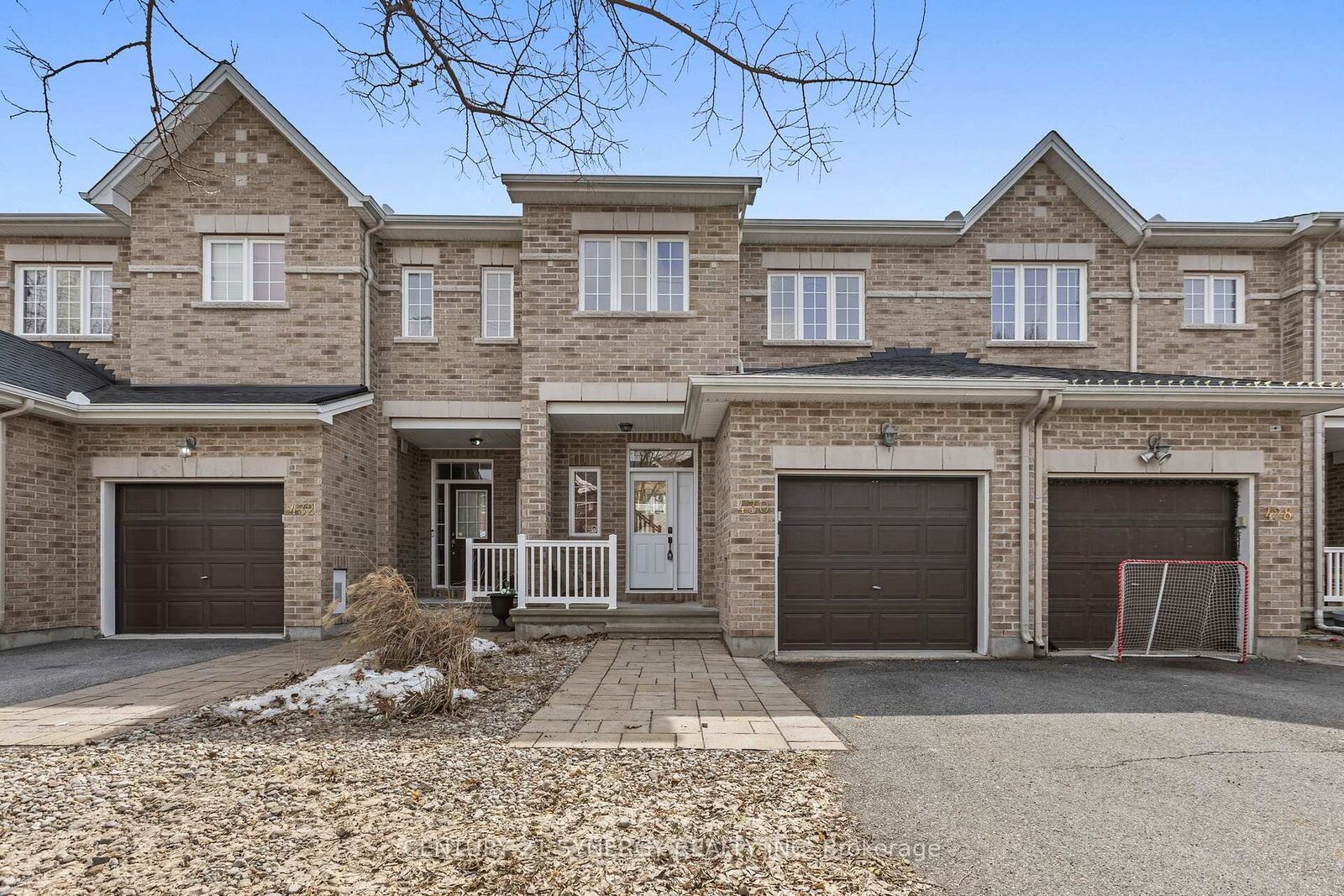 Property Photo: 430 Foxhall Way ON K2M 0G1