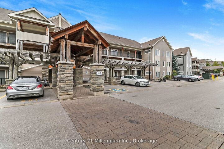 Property Photo:  2 Brandy Lane Drive 304  ON L9Y 0X4 
