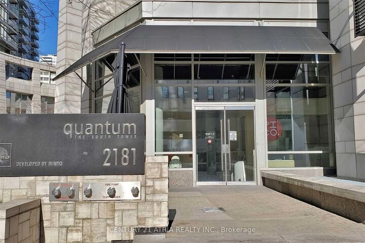 Photo de la propriété:  2181 Yonge Street 1803  ON M4S 2B1 