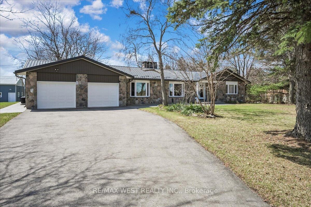 Property Photo:  8438 Ninth Line  ON L0P 1K0 