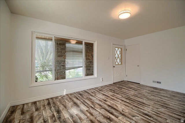 Property Photo:  1453 S Utahna Dr  UT 84104 