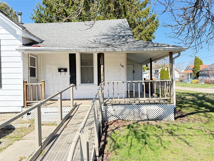 Photo de la propriété:  168 West Street  ON N7M 2R8 