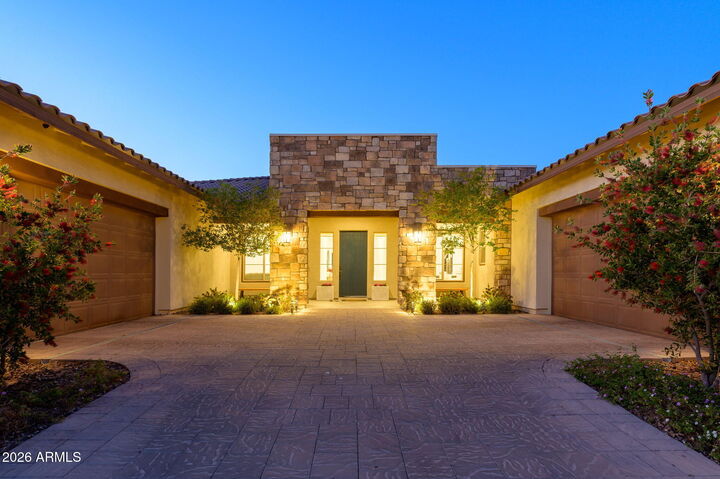 Property Photo:  1298 E Mead Drive  AZ 85298 