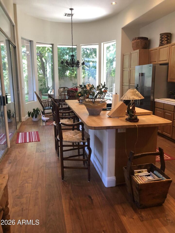 Property Photo:  7601 N Central Avenue 10  AZ 85020 