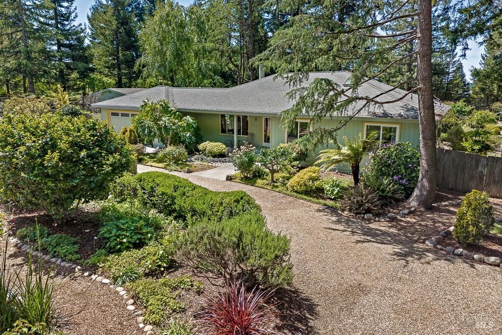Property Photo:  626 Gold Ridge Road  CA 95472 