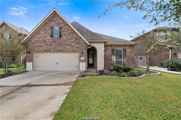 Property Photo: 2523 Warkworth Lane TX 77845