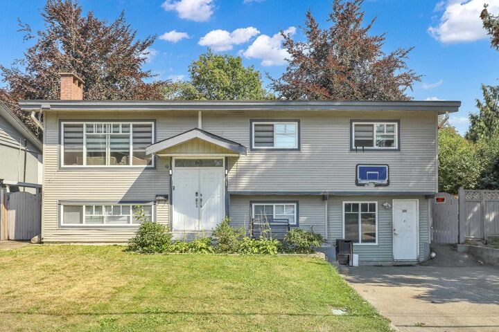 9162 119A Street — photo 1