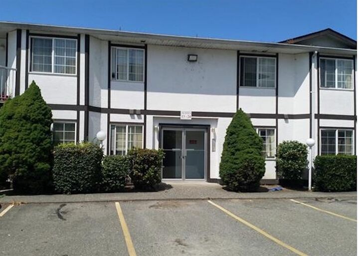 45655 McIntosh Drive 21 — photo 1