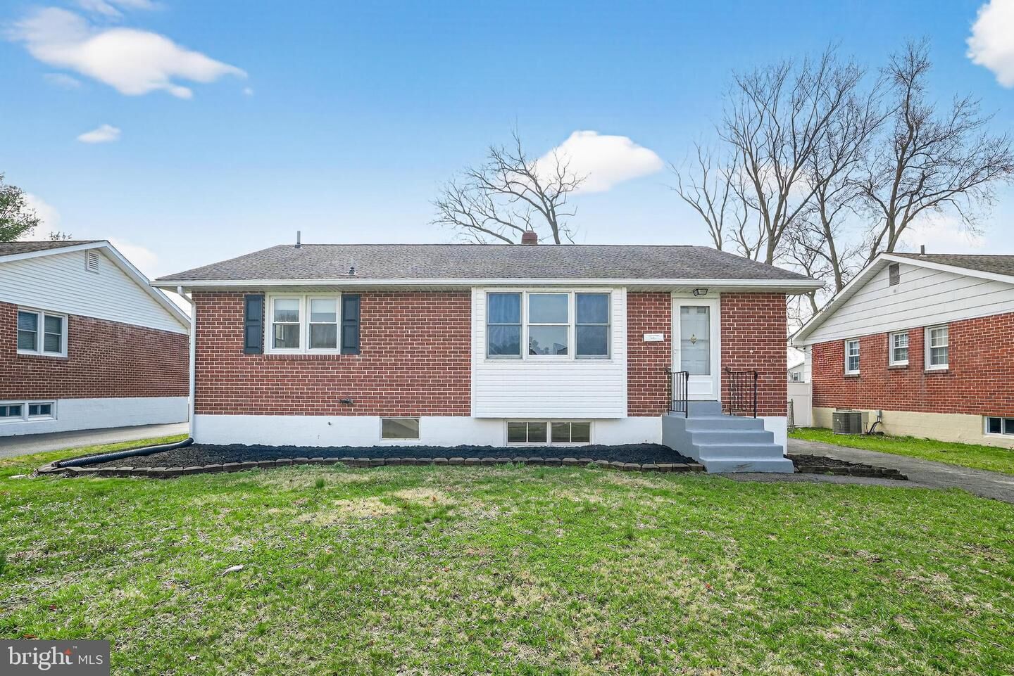 Property Photo:  53 Marta Drive  DE 19808 