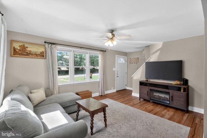 Property Photo: 55 Kirk Lane PA 19063