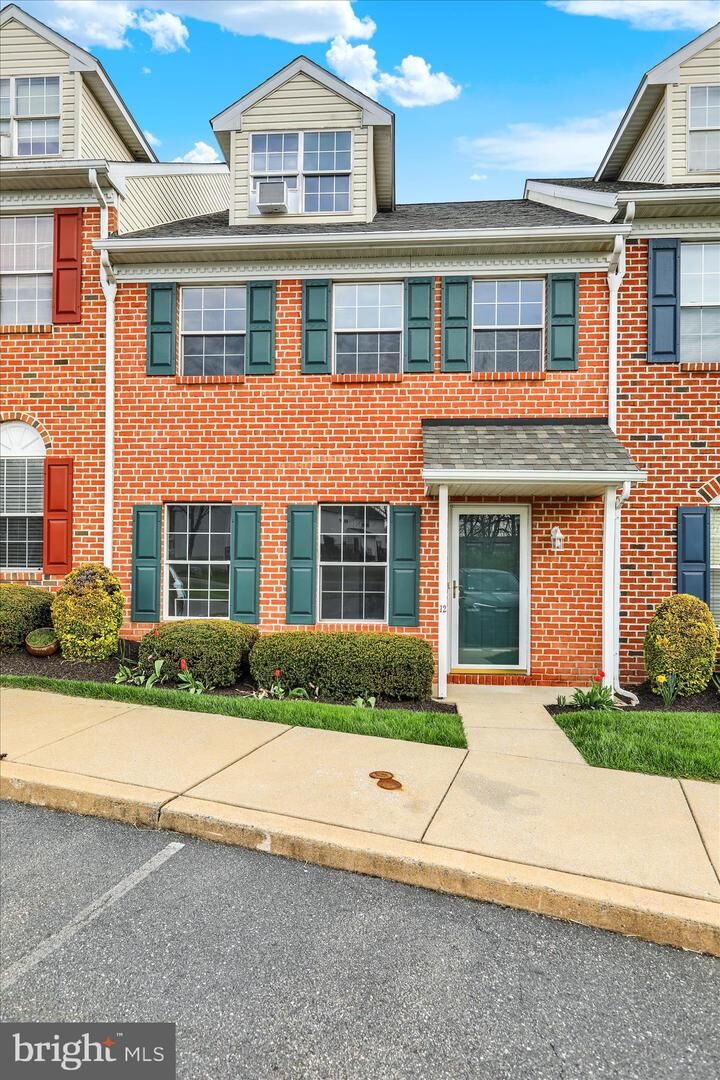 Property Photo:  12 Ashfield Court  PA 19607 