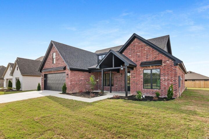 Property Photo:  21081 Kinsley Lane  AR 72065 