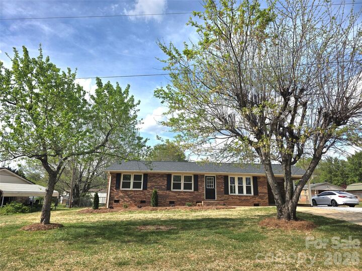 Property Photo:  104 Lou Drive  NC 28052 