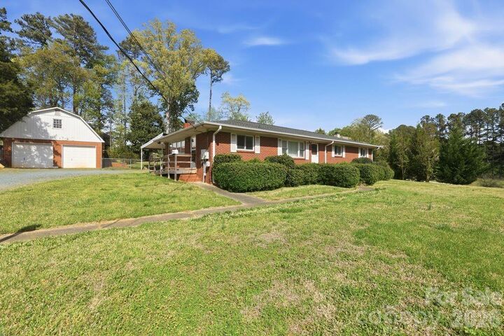 Property Photo:  4108 Terry Terrace  NC 28105 