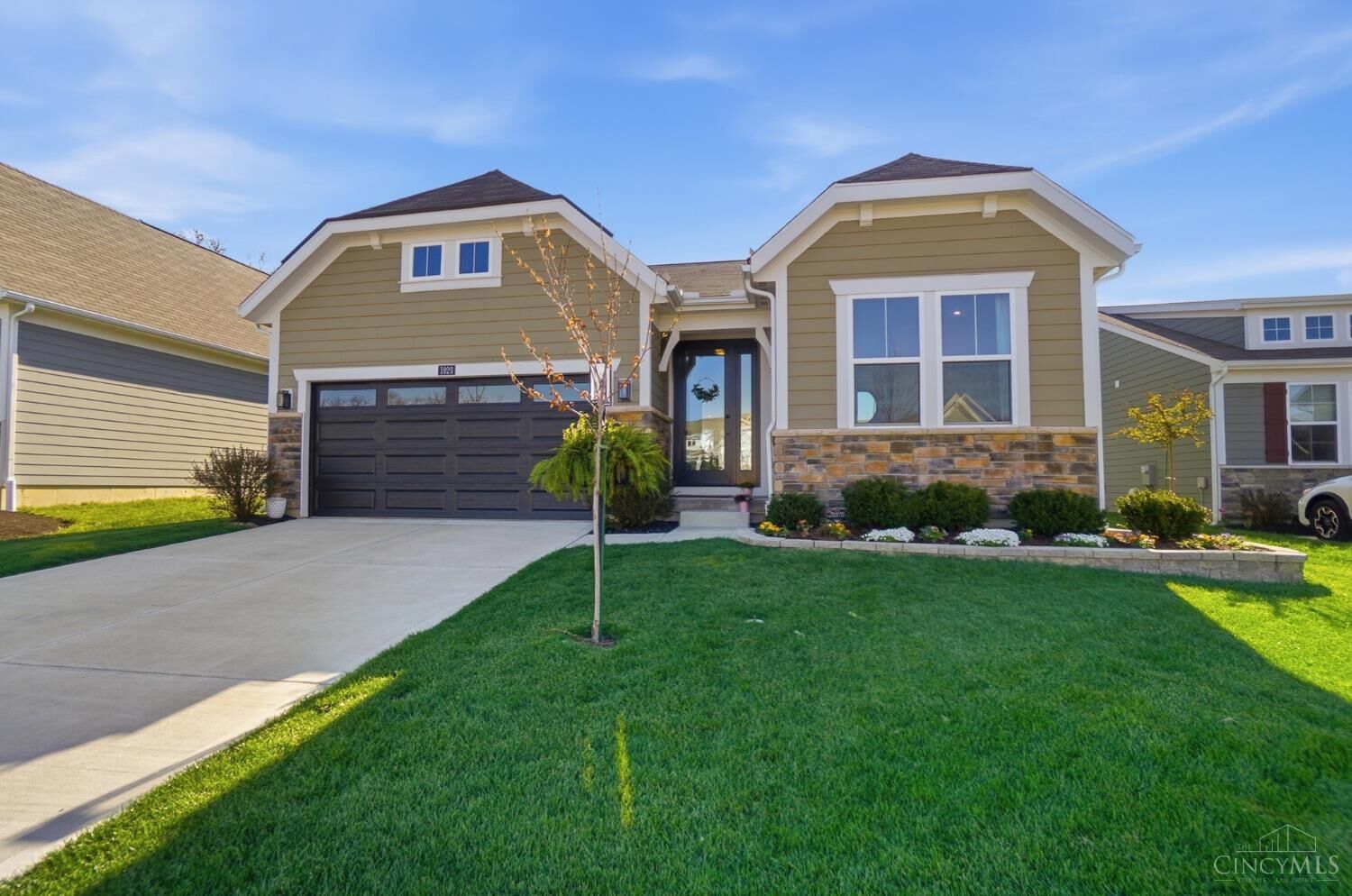 Property Photo:  1929 Prestwick Bend  OH 45342 
