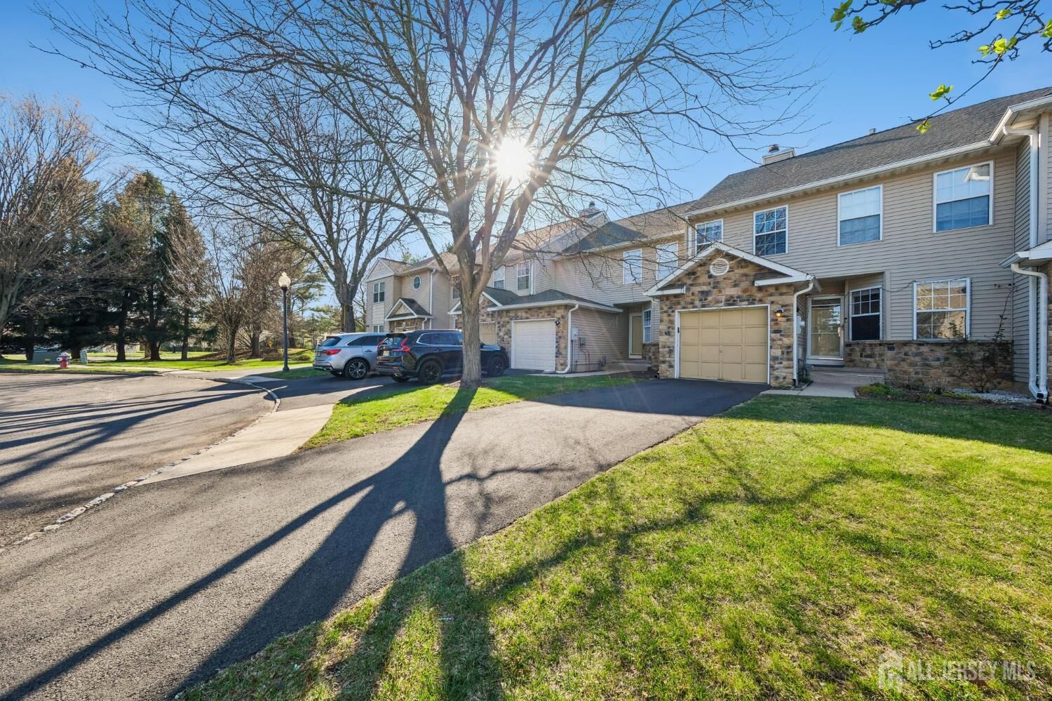 Property Photo:  304 Heskers Court  NJ 08852 