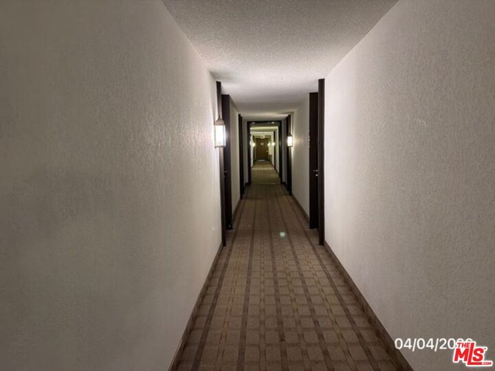 Property Photo: 525 S Ardmore Ave CA 90020