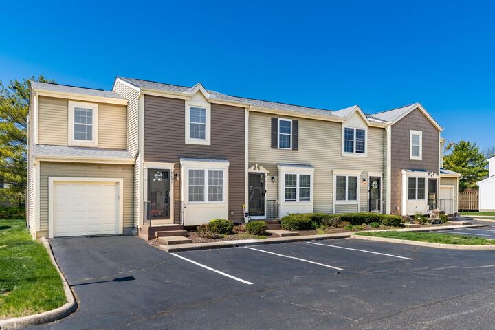 Property Photo:  5151 Singleton Drive  OH 43026 