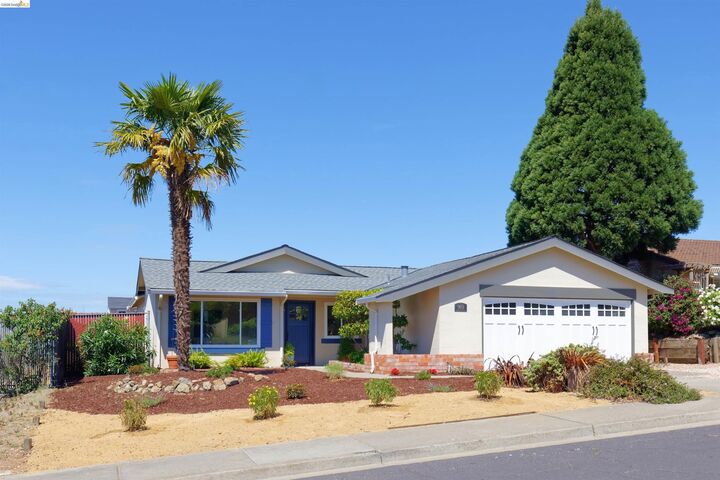 Property Photo:  983 Seascape Cir  CA 94572 