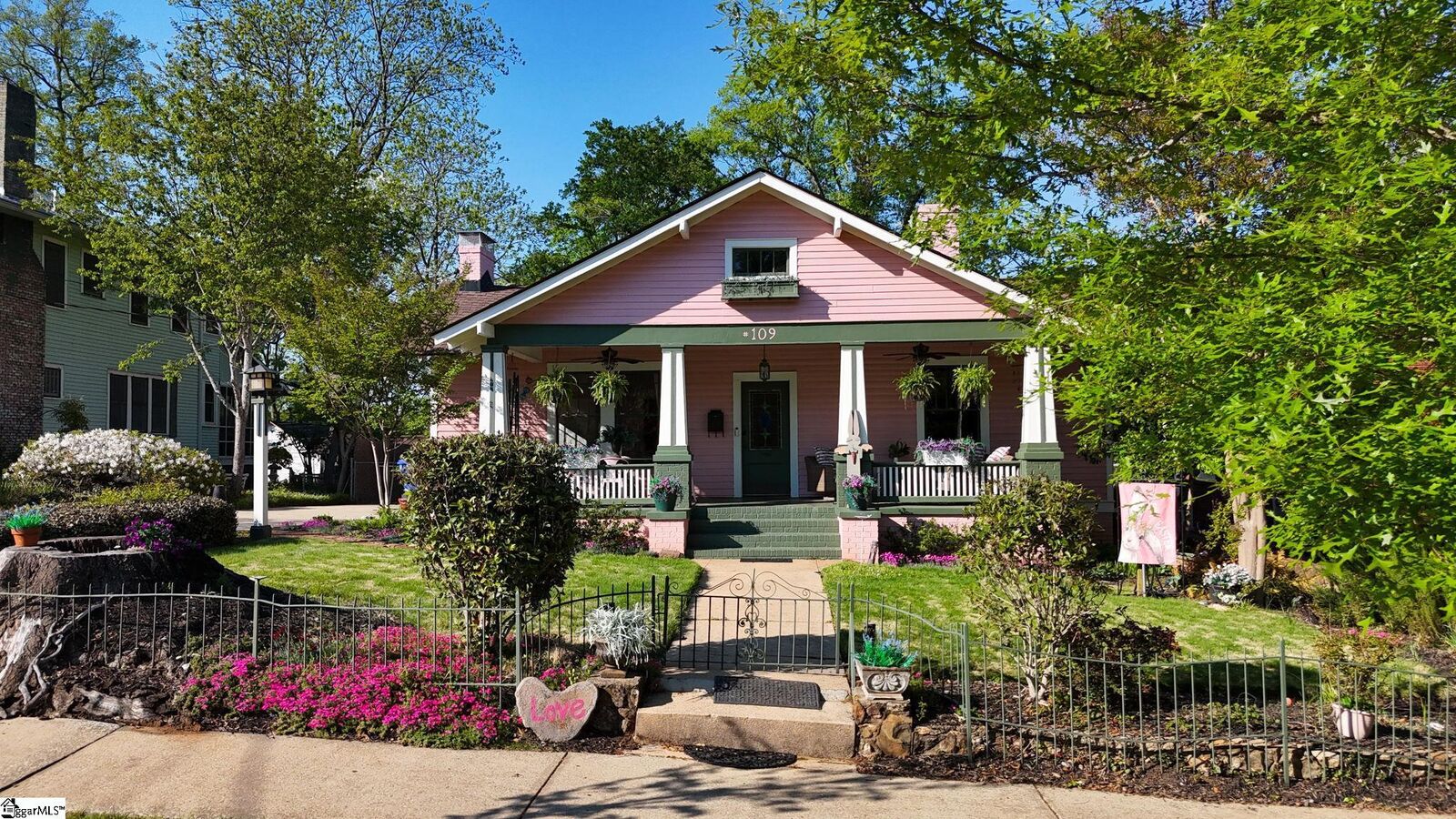 Property Photo: 109 E Earle Street SC 29609