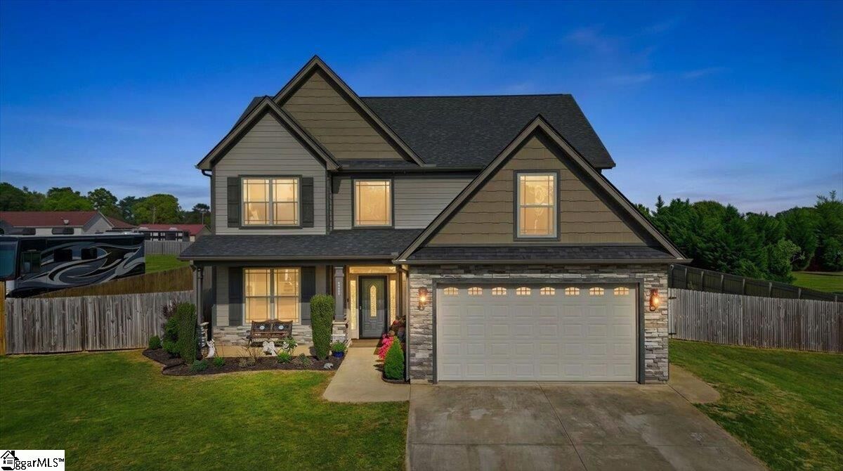 Property Photo:  213 Creekside Farms Way  SC 29334 