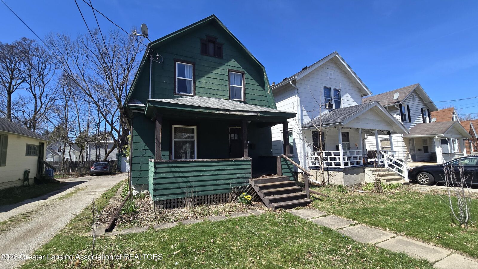Property Photo: 311 N Magnolia Avenue MI 48912
