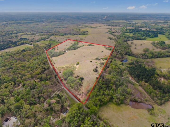 Property Photo: 20748 Cr 4119 TX 75771