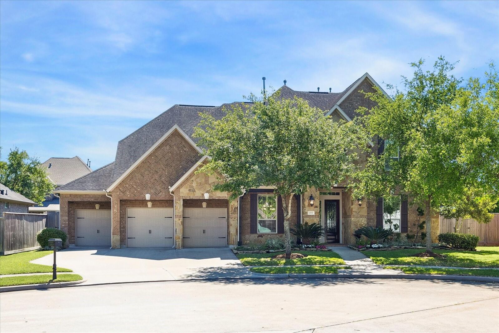 Property Photo:  1537 Jag Hollow  TX 77573 