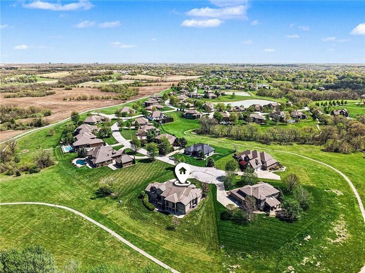 Property Photo: 8070 NW Masters Lane MO 64152