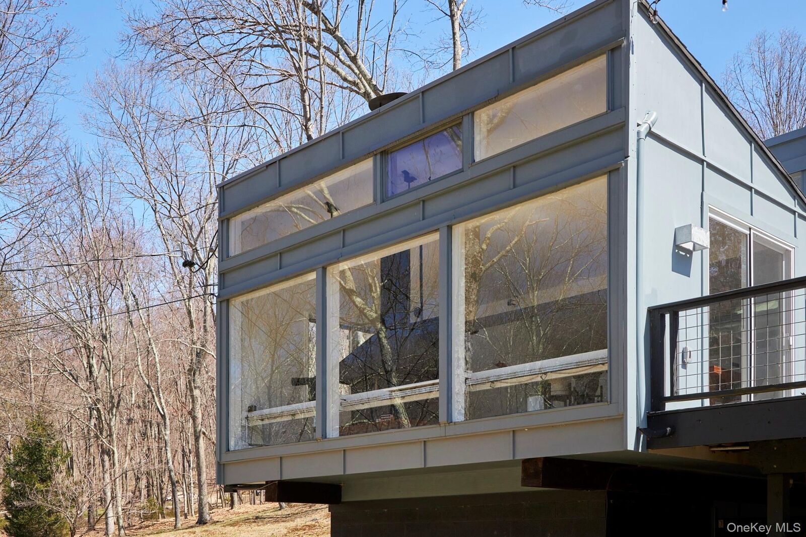 Property Photo:  611 N Clove Road  NY 12545 