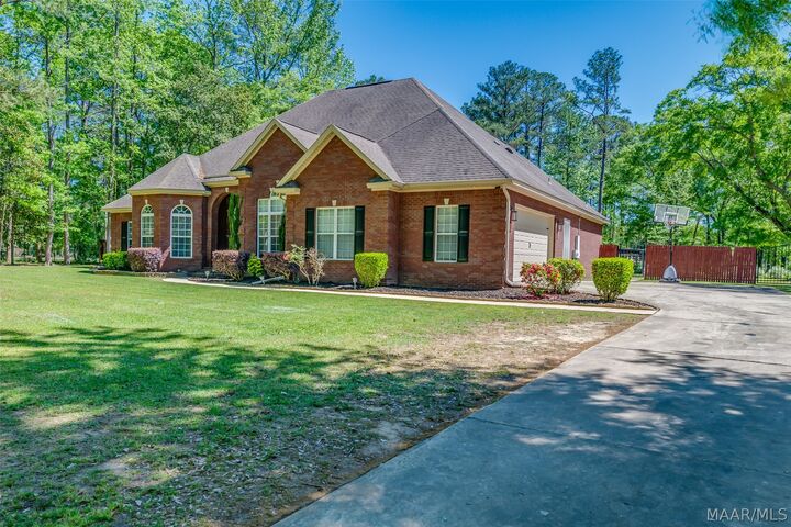 Property Photo: 4250 Millwood Lane AL 36054