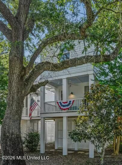 Property Photo:  215 E 2nd Street  MS 39571 