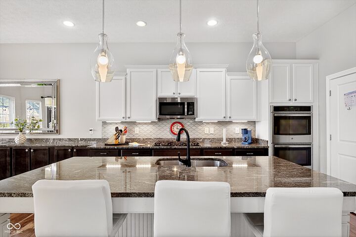 Property Photo:  13852 Ambria Drive  IN 46055 