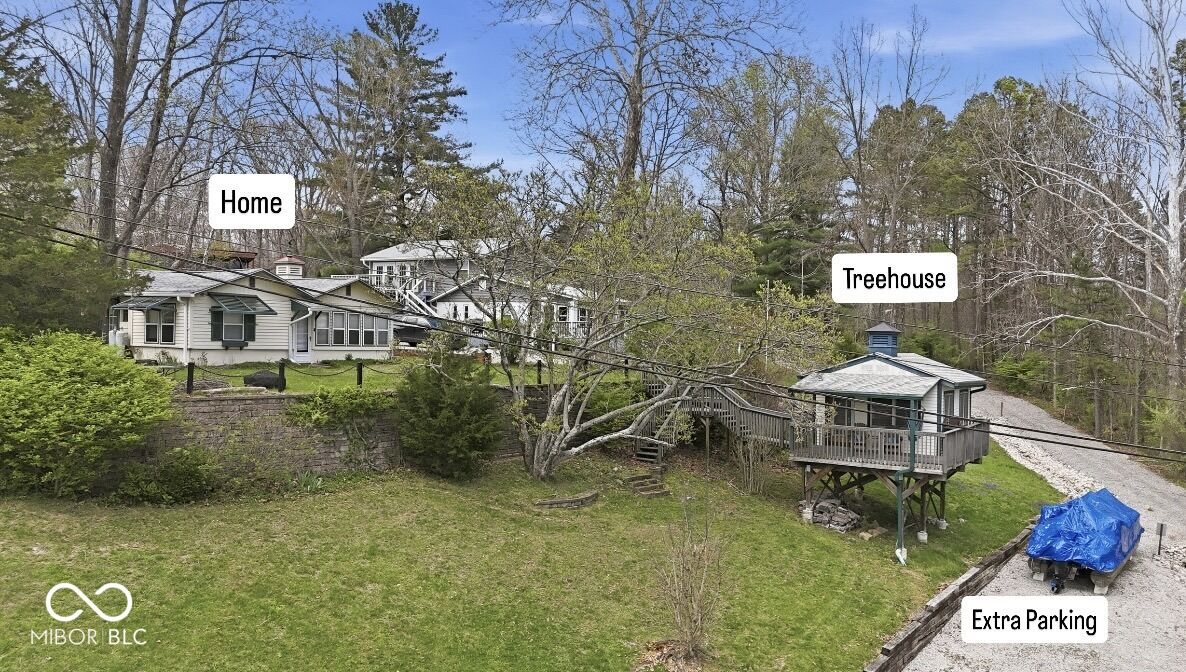 Property Photo:  8110 Lakewood Drive  IN 47468 