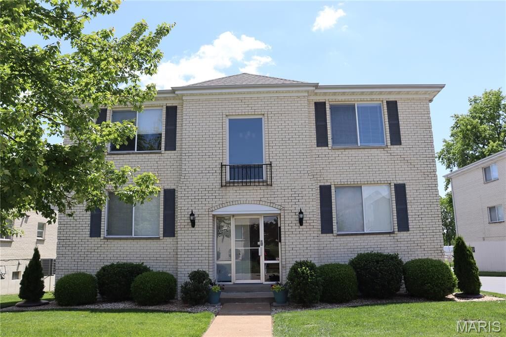 Property Photo:  12574 Chardin Place 4  MO 63128 