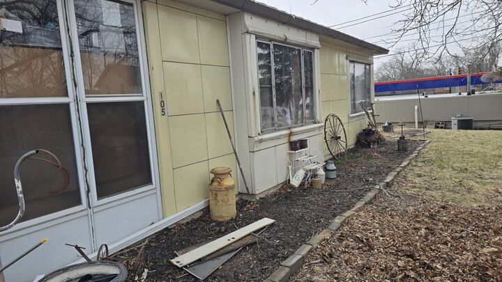 Property Photo: 105 N Jefferson St WI 53185